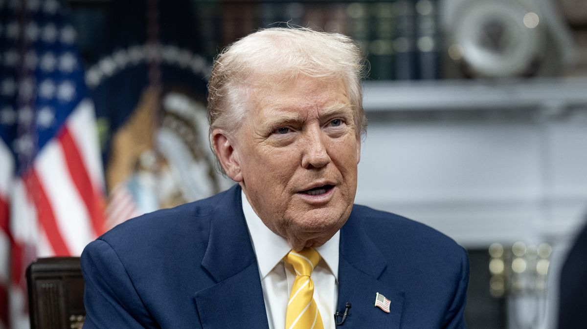 Rozpolcený Fed snížil sazby. Trump diktuje zadání pro nového šéfa